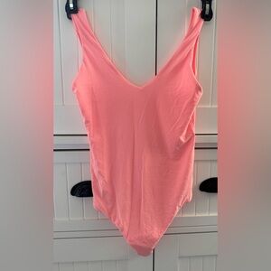 NWOT Aerie Smoothez Plunge Bodysuit XS Shell Pink Stretch Tank